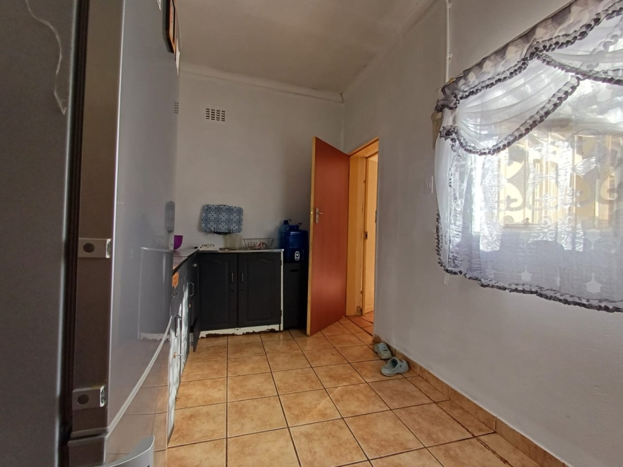 10 Bedroom Property for Sale in Orkney North West